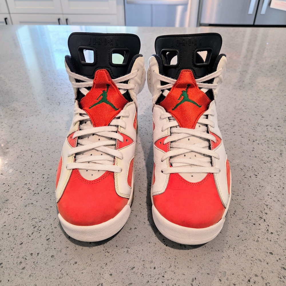 COPY - Jordan 6 RetroGatorade Like Mike White Sz 9